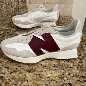 New Balance 327